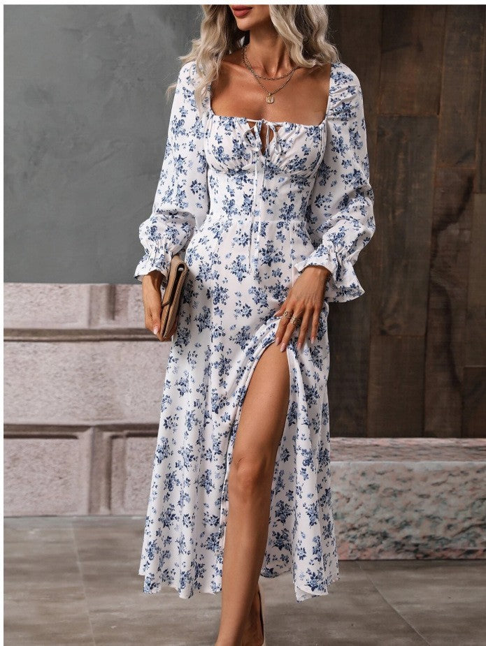 Robe longue fleurie à manches longues, encolure carrée et fente en bas – Mode femme